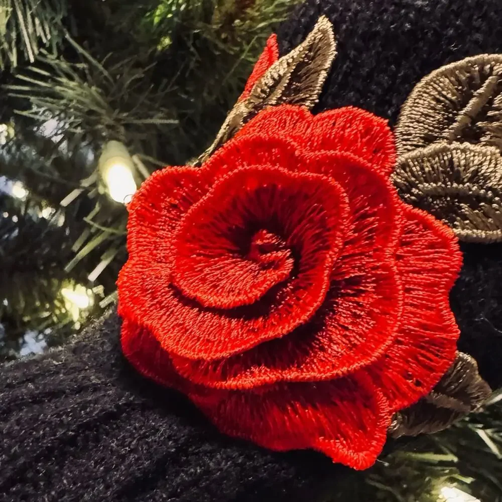 Black Knit Gloves with Red Rose Embroidery Detail Fingerlesss One Size